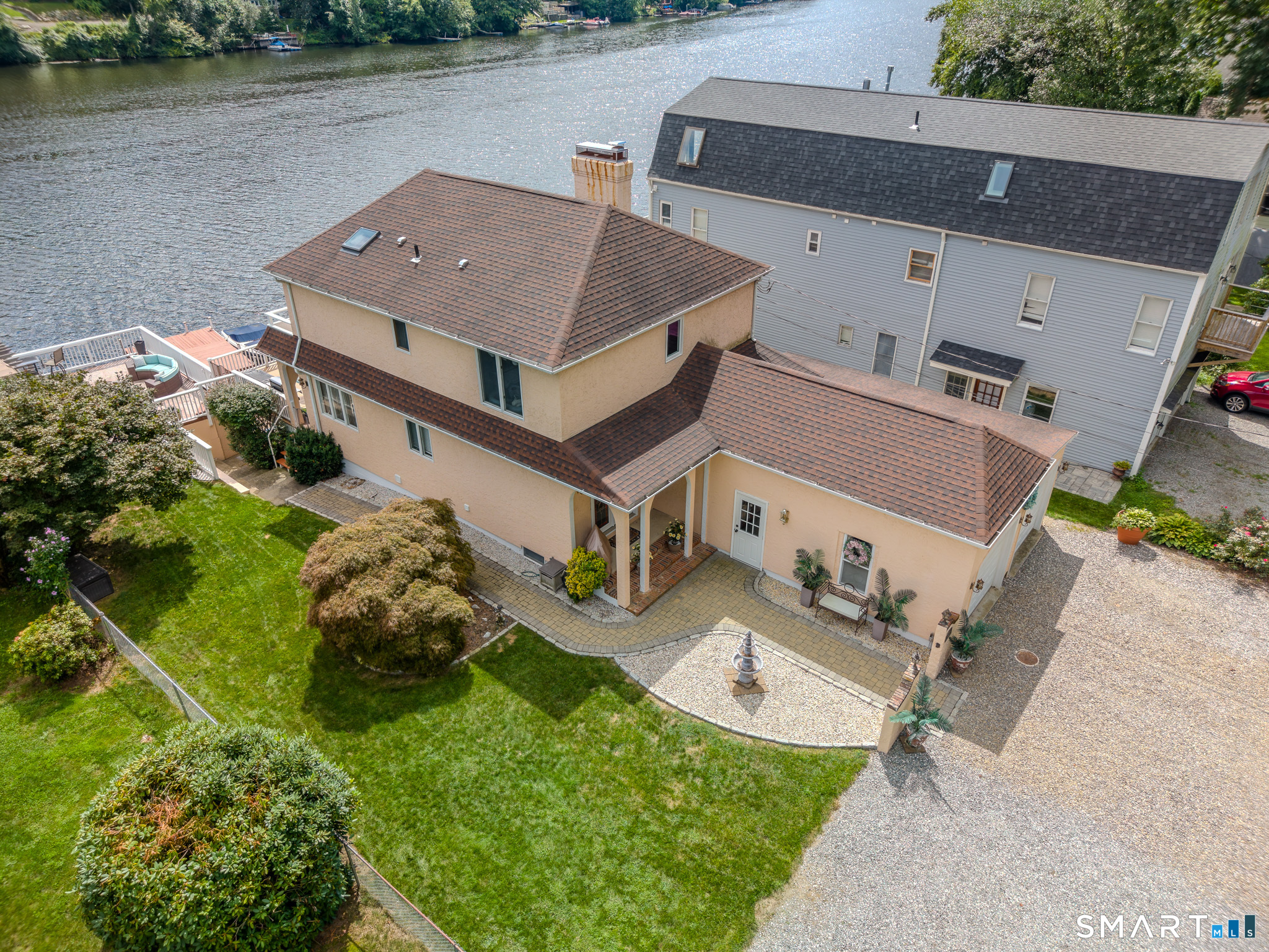 125 Lakemere Drive Southbury CT 06488
