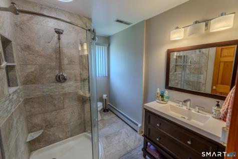 125 Lakemere Drive Southbury CT 06488