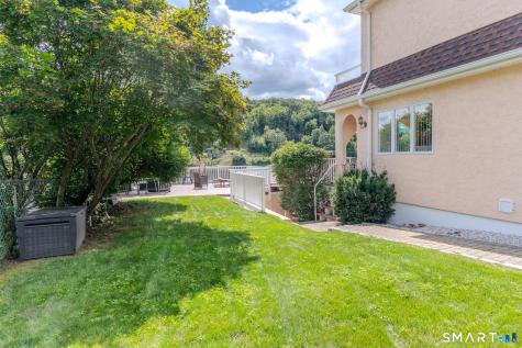 125 Lakemere Drive Southbury CT 06488