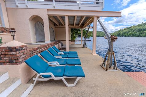 125 Lakemere Drive Southbury CT 06488