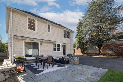 77 Maple Street Darien CT 06820