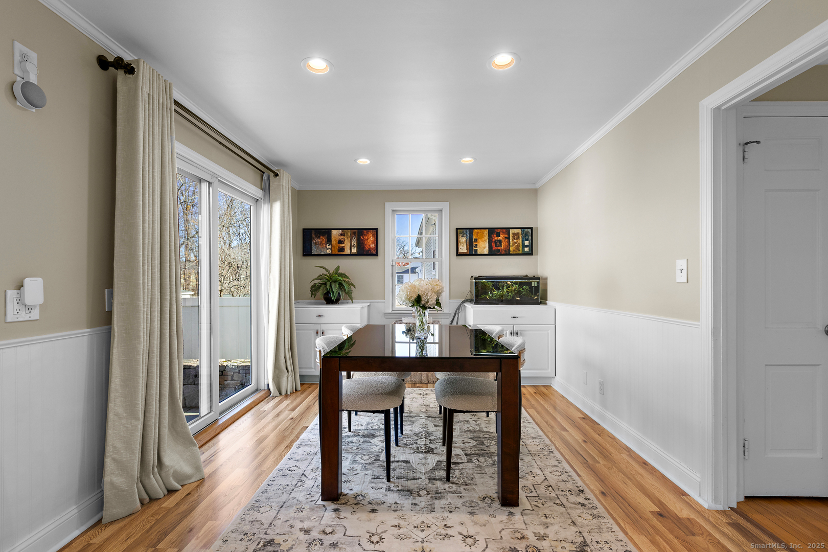 77 Maple Street Darien CT 06820