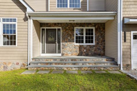 6 Vista Street Danbury CT 06811