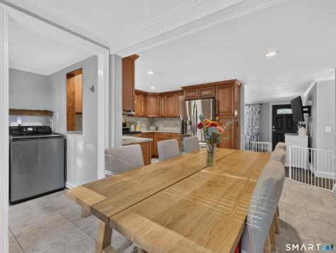 28 Martin Court Montville CT 06382