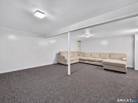 28 Martin Court Montville CT 06382