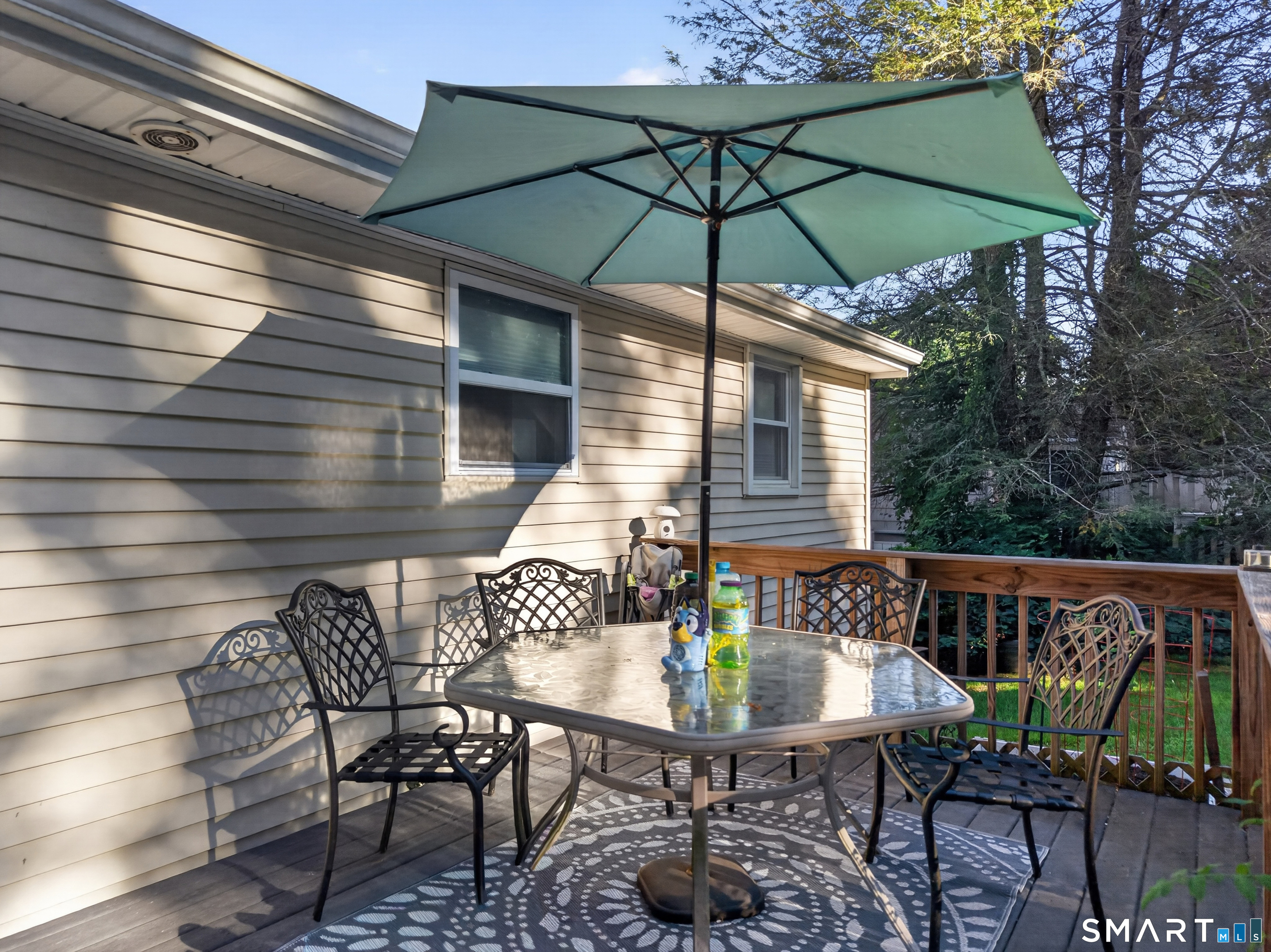 28 Martin Court Montville CT 06382
