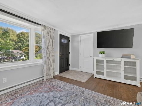 28 Martin Court Montville CT 06382