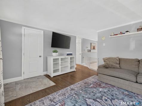 28 Martin Court Montville CT 06382