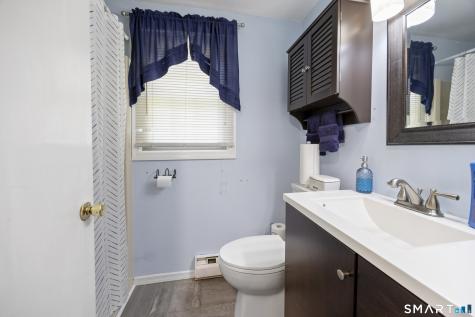 104 Whitney Drive Meriden CT 06450