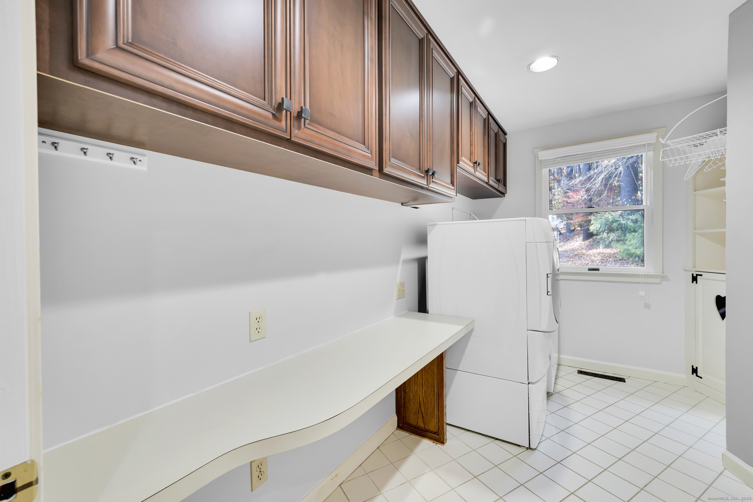 11 Hollister Drive Avon CT 06001