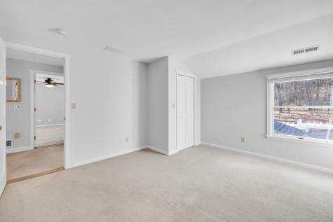 11 Hollister Drive Avon CT 06001