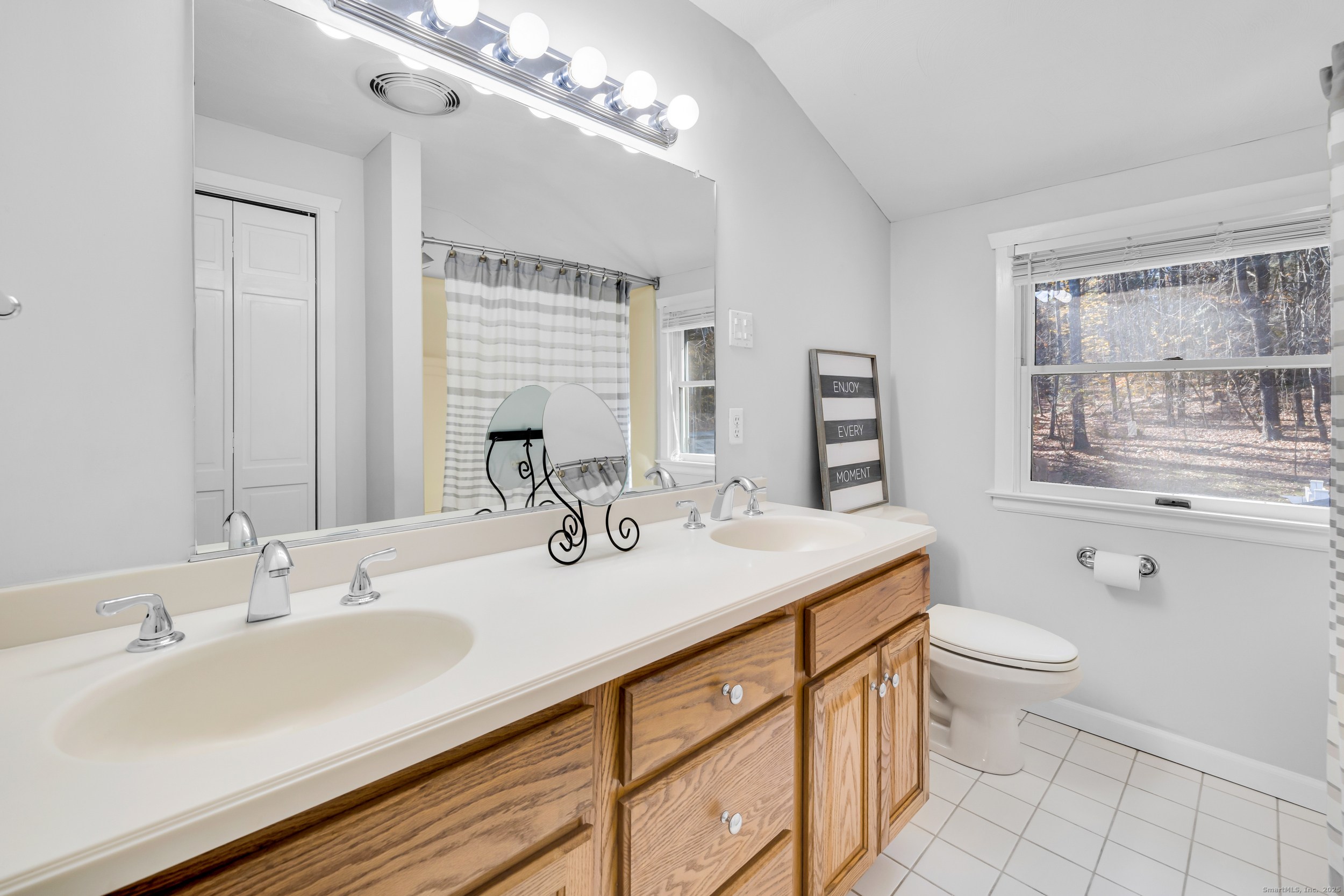 11 Hollister Drive Avon CT 06001