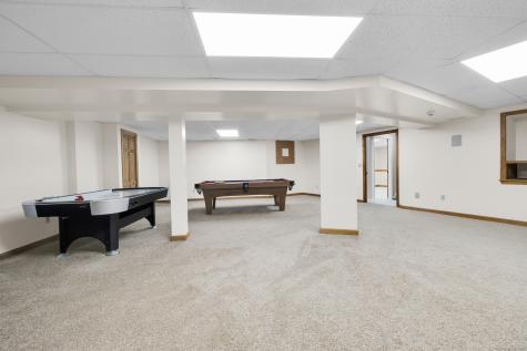 11 Hollister Drive Avon CT 06001