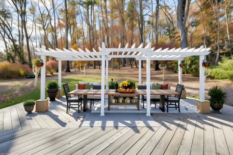 11 Hollister Drive Avon CT 06001