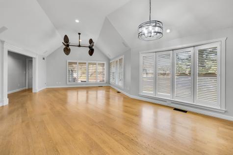 11 Hollister Drive Avon CT 06001