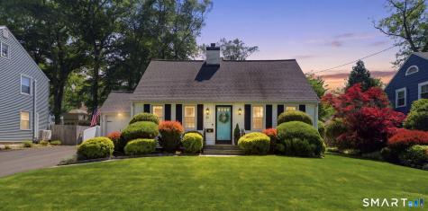 87 Knollwood Road North Haven CT 06473