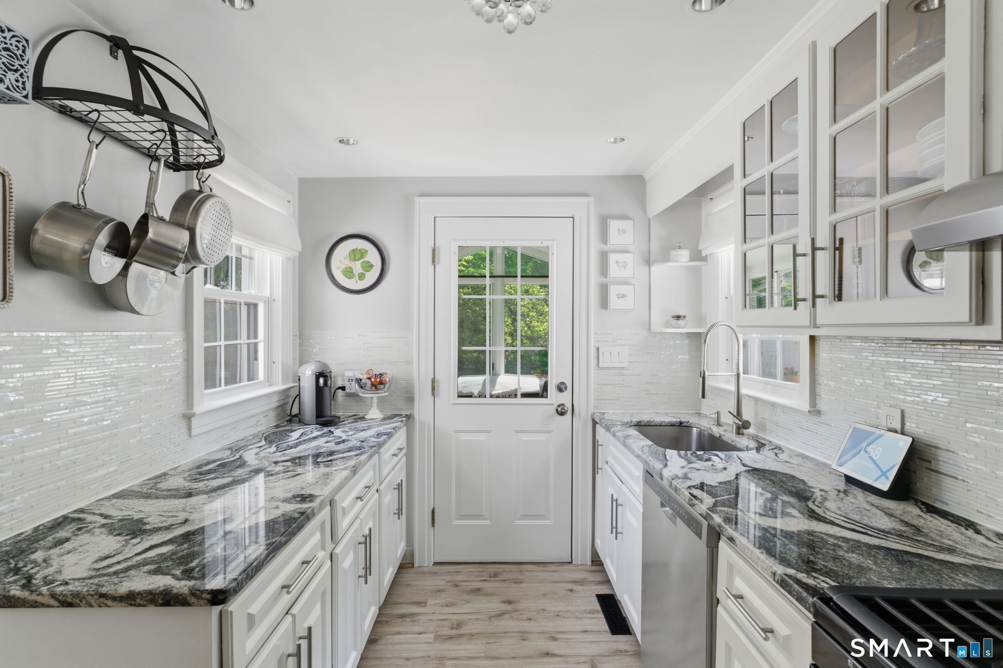 87 Knollwood Road North Haven CT 06473
