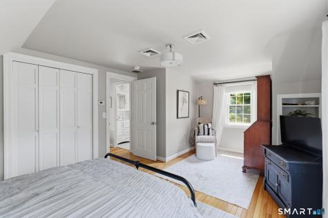 87 Knollwood Road North Haven CT 06473