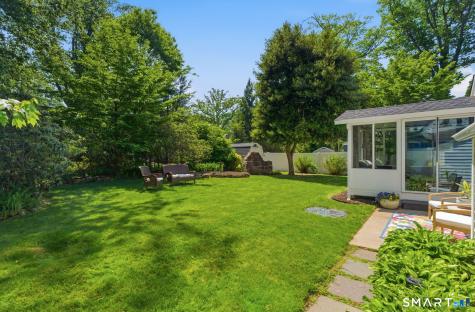 87 Knollwood Road North Haven CT 06473