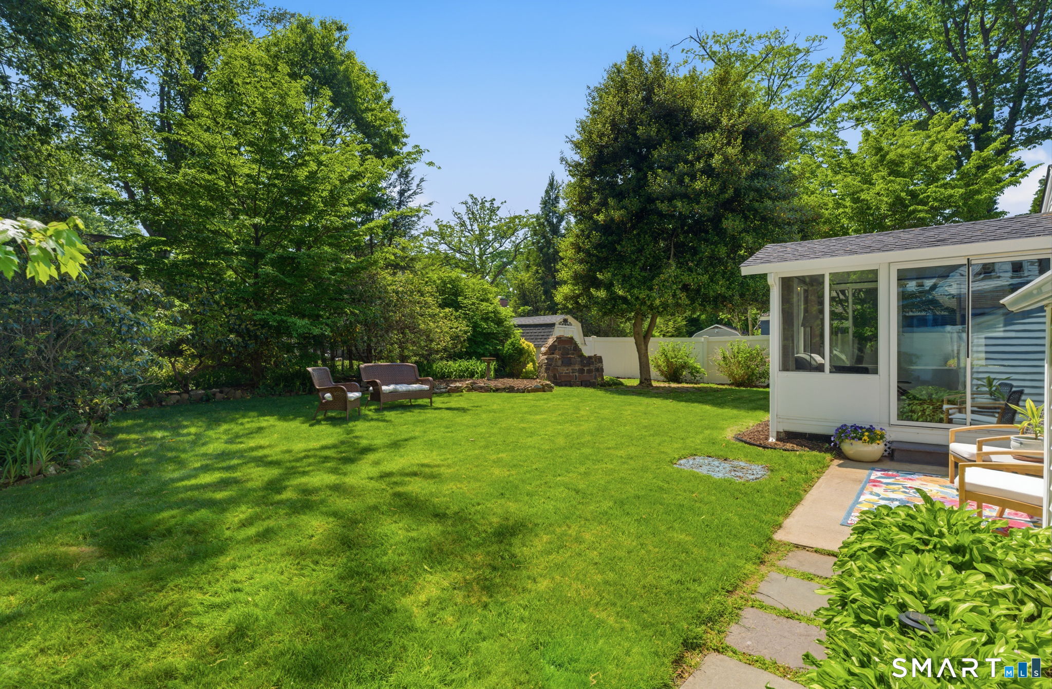 87 Knollwood Road North Haven CT 06473