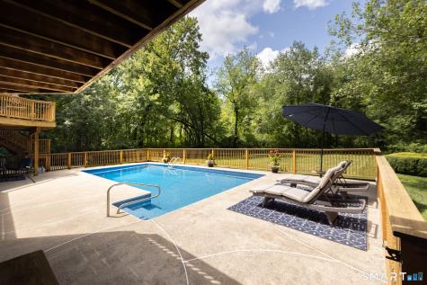 179 Burr Hall Road Middlebury CT 06762