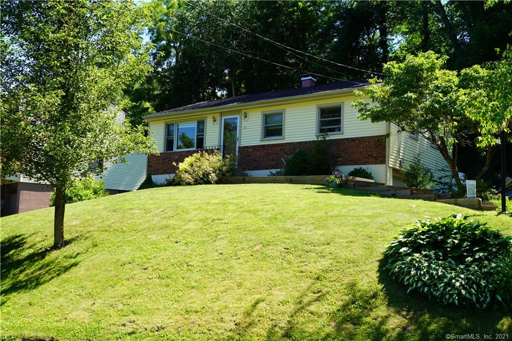 38 Blackberry Road Danbury CT 06811