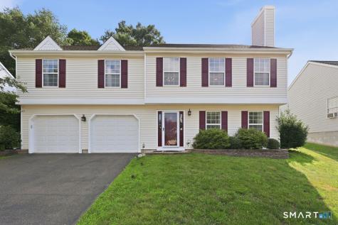 15 Mulberry Lane Middletown CT 06457