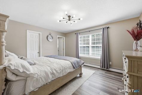 15 Mulberry Lane Middletown CT 06457
