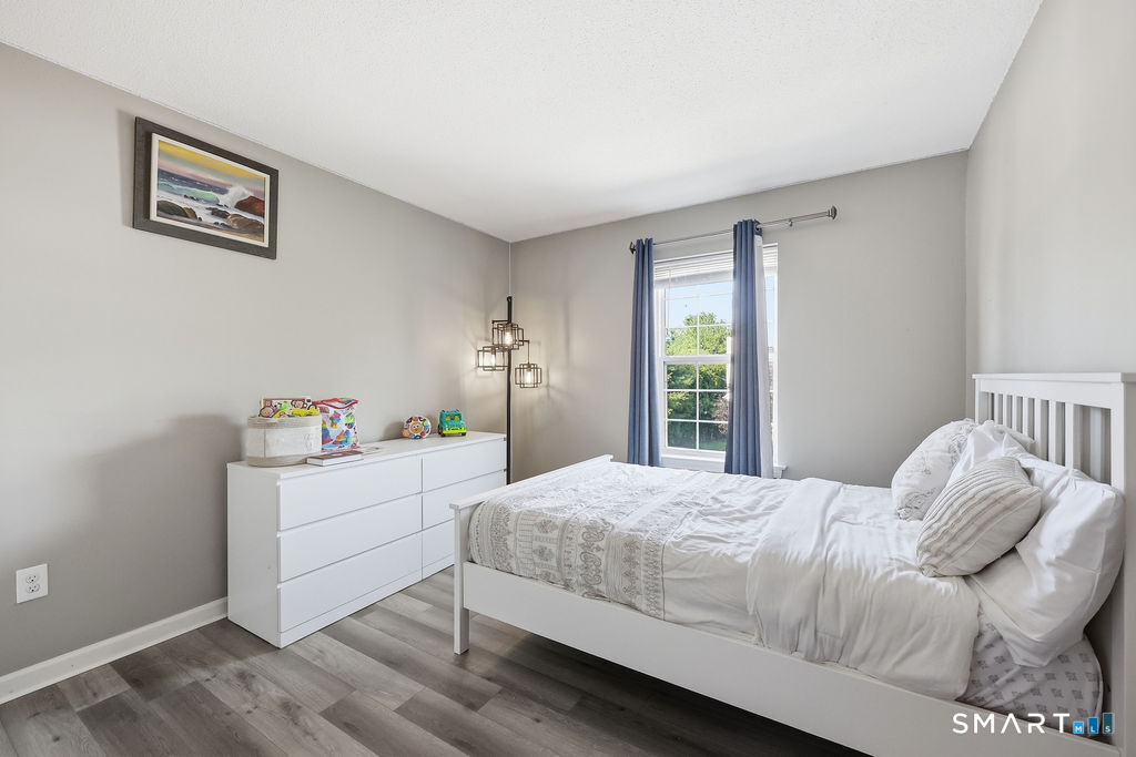 15 Mulberry Lane Middletown CT 06457
