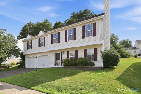 15 Mulberry Lane Middletown CT 06457