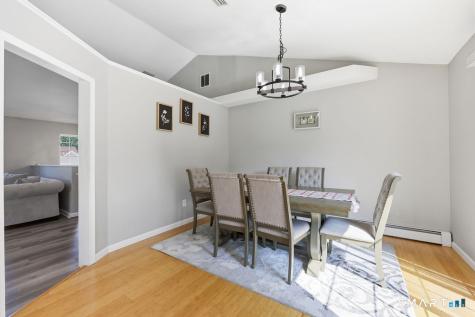 15 Mulberry Lane Middletown CT 06457