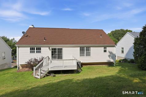 15 Mulberry Lane Middletown CT 06457