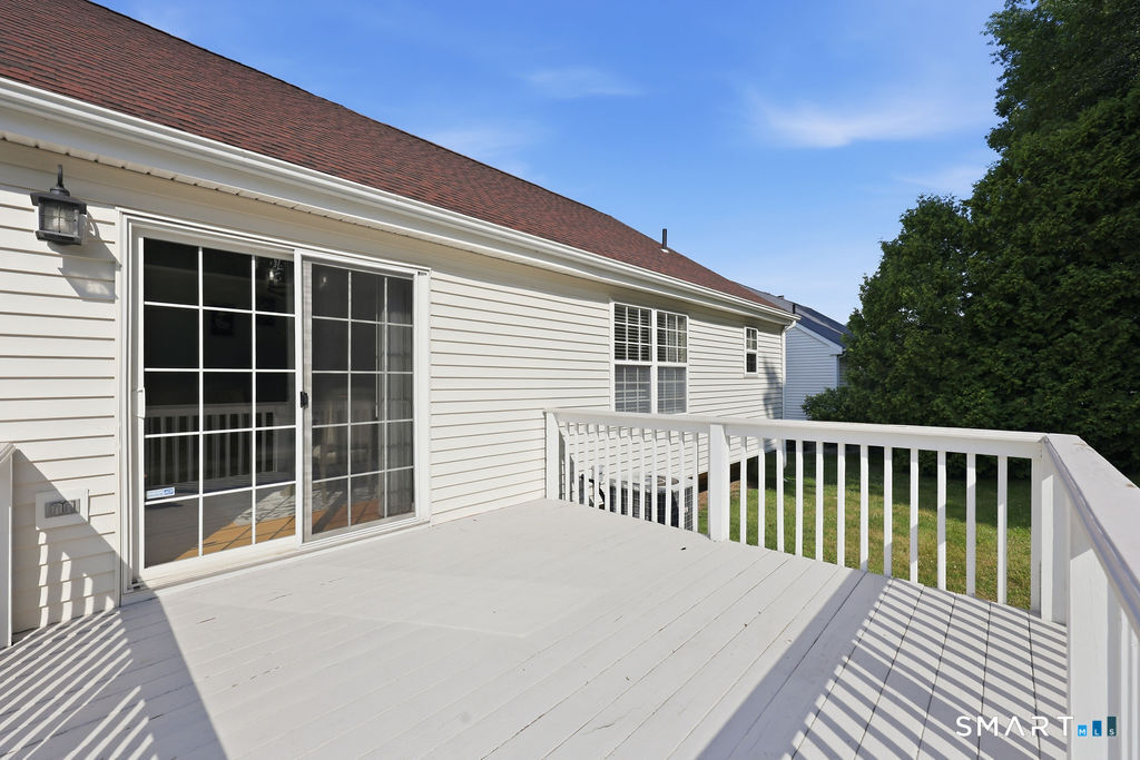 15 Mulberry Lane Middletown CT 06457