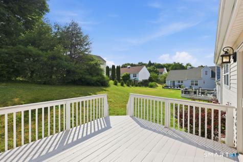 15 Mulberry Lane Middletown CT 06457