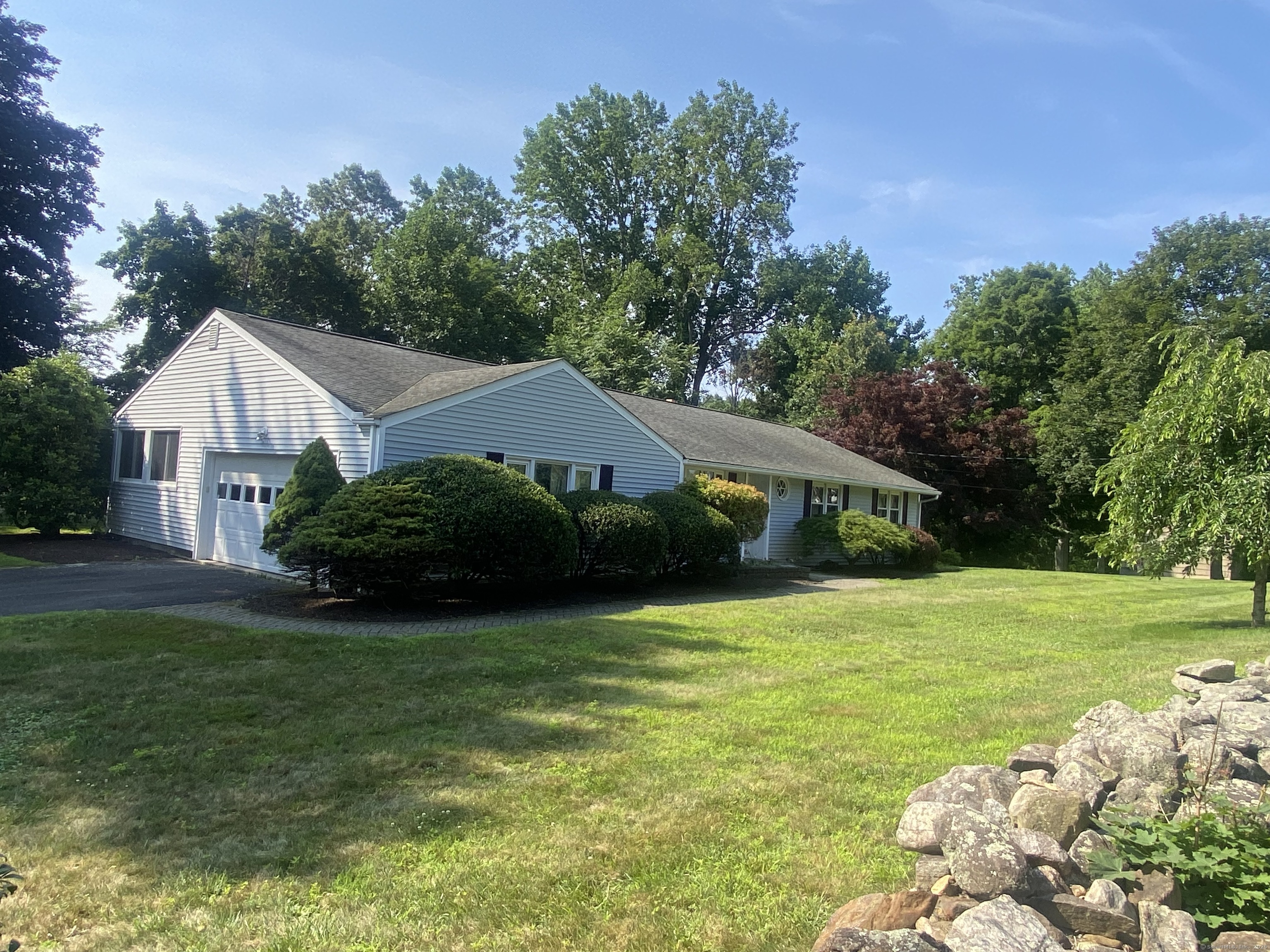 15 South Meadow Drive Danbury CT 06811