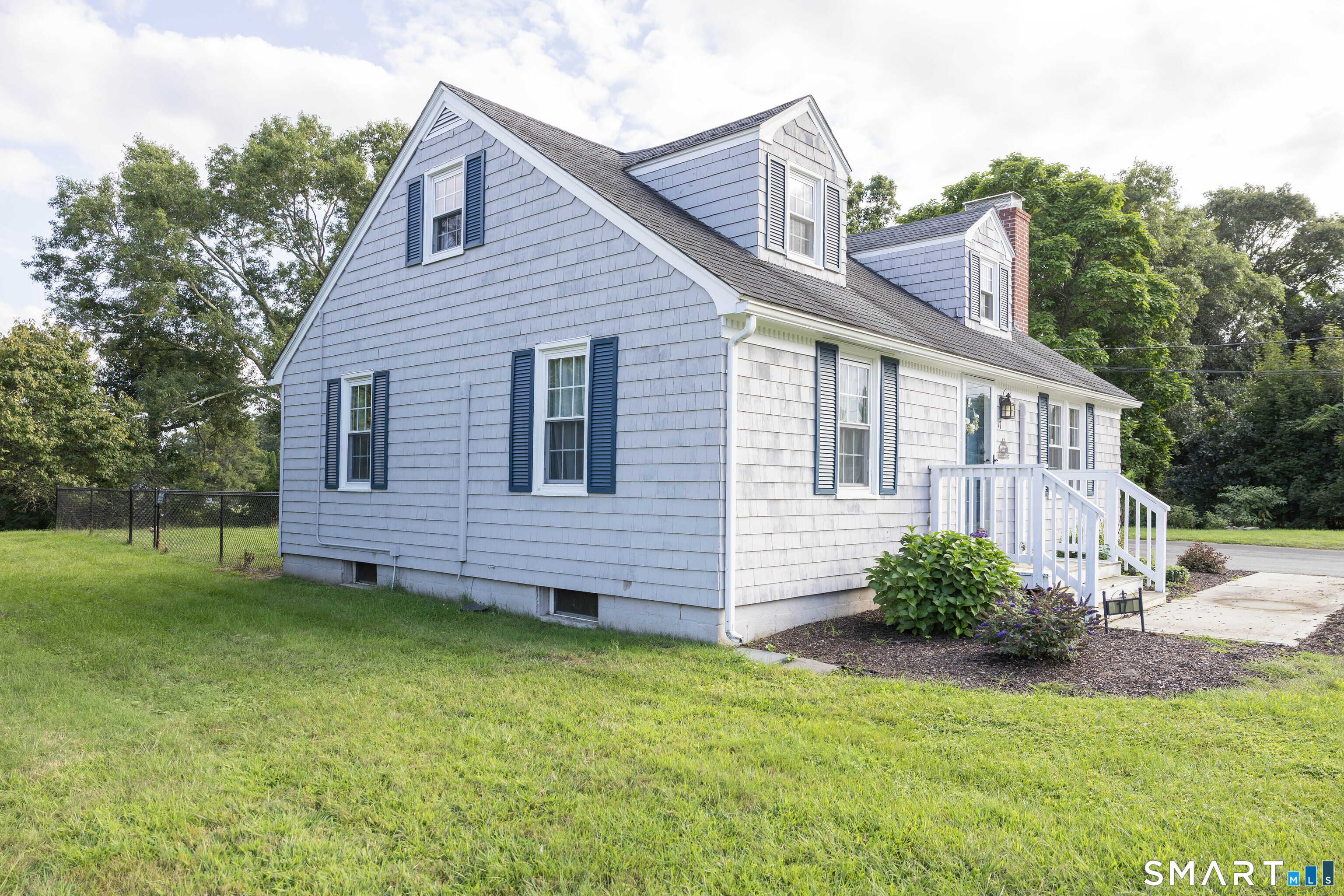 17 Buckingham Road Mansfield CT 06250