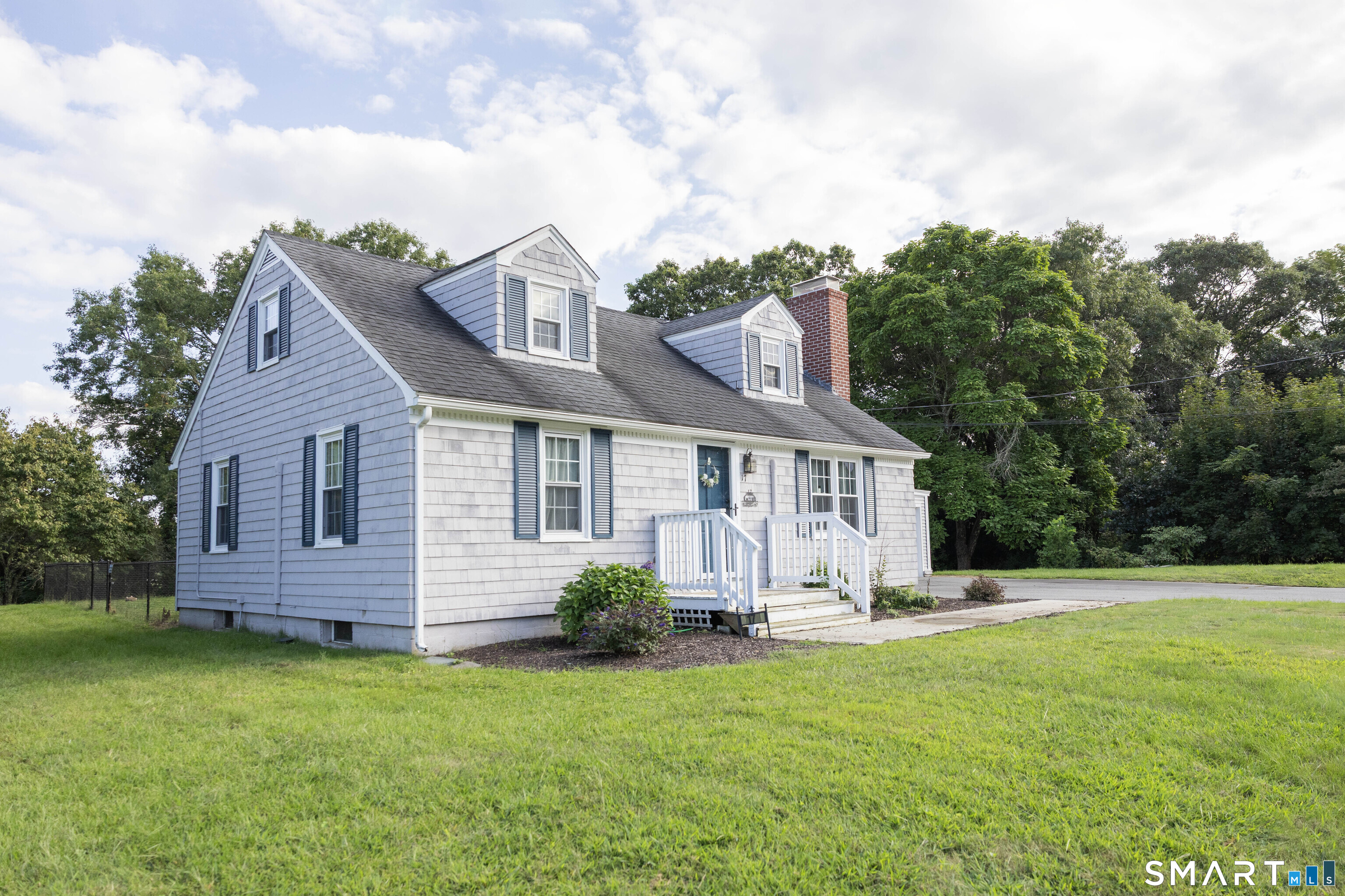 17 Buckingham Road Mansfield CT 06250