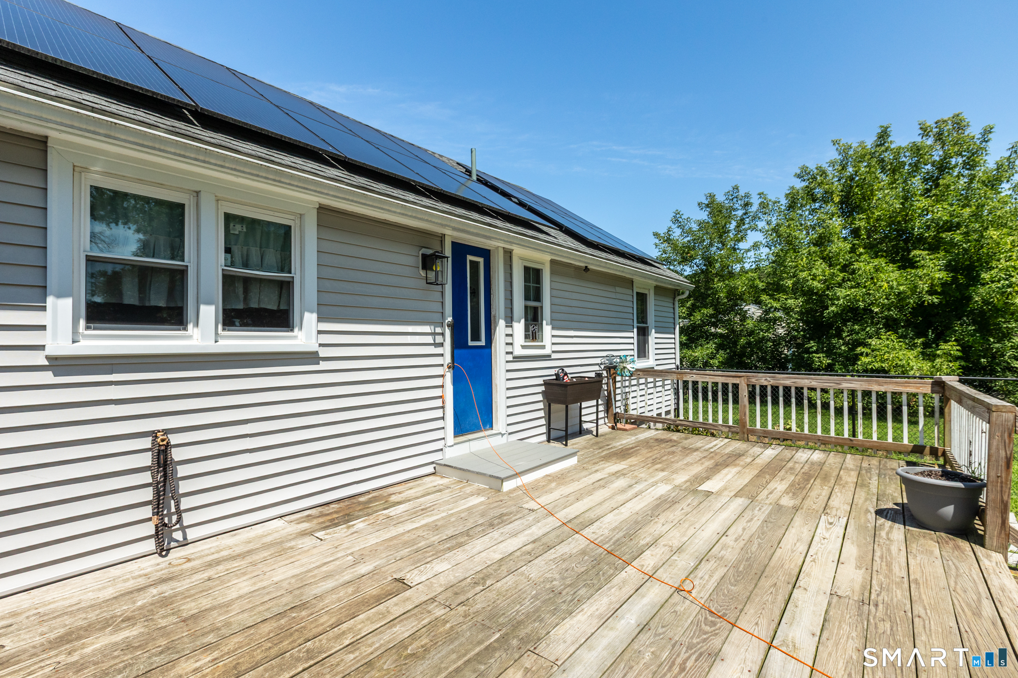 17 Buckingham Road Mansfield CT 06250