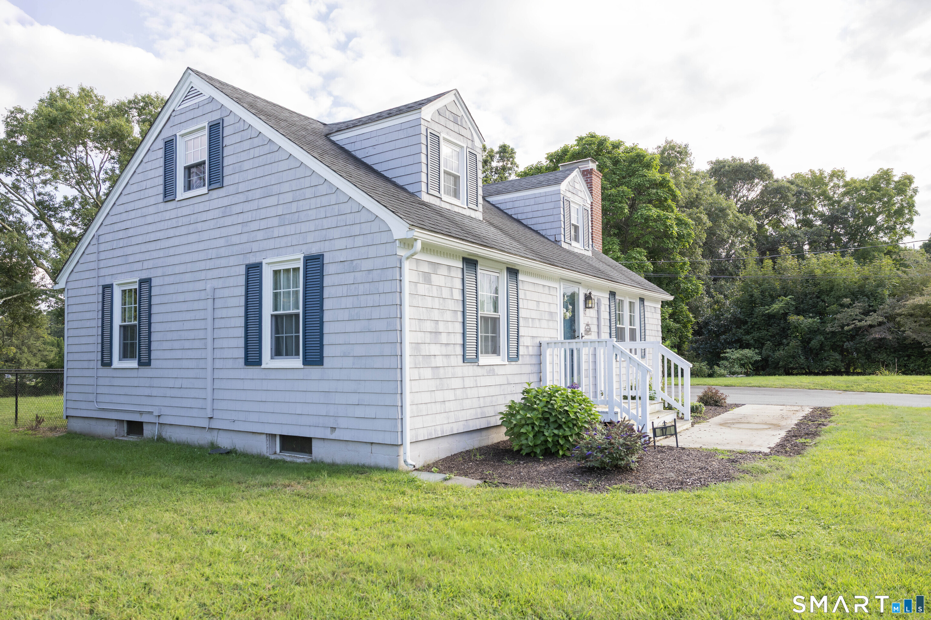 17 Buckingham Road Mansfield CT 06250