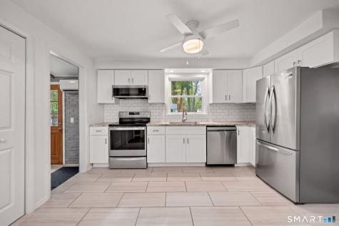 3 Nutmeg Drive Clinton CT 06413