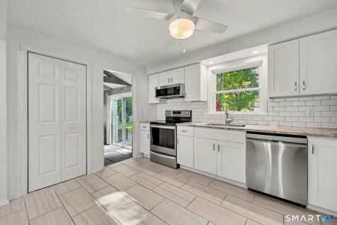 3 Nutmeg Drive Clinton CT 06413