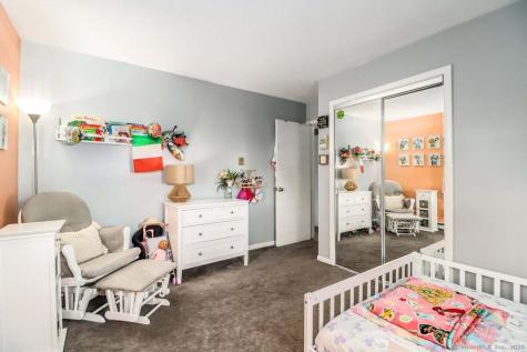 5 Monroe Drive New Milford CT 06776