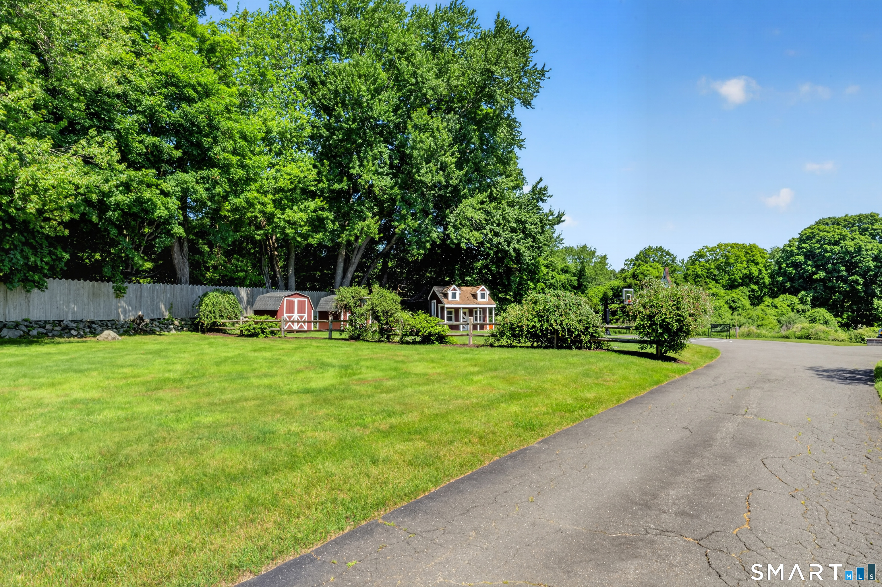 20 Head Of Meadow Road Newtown CT 06470