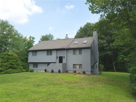 806 Long Meadow Road Middlebury CT 06762