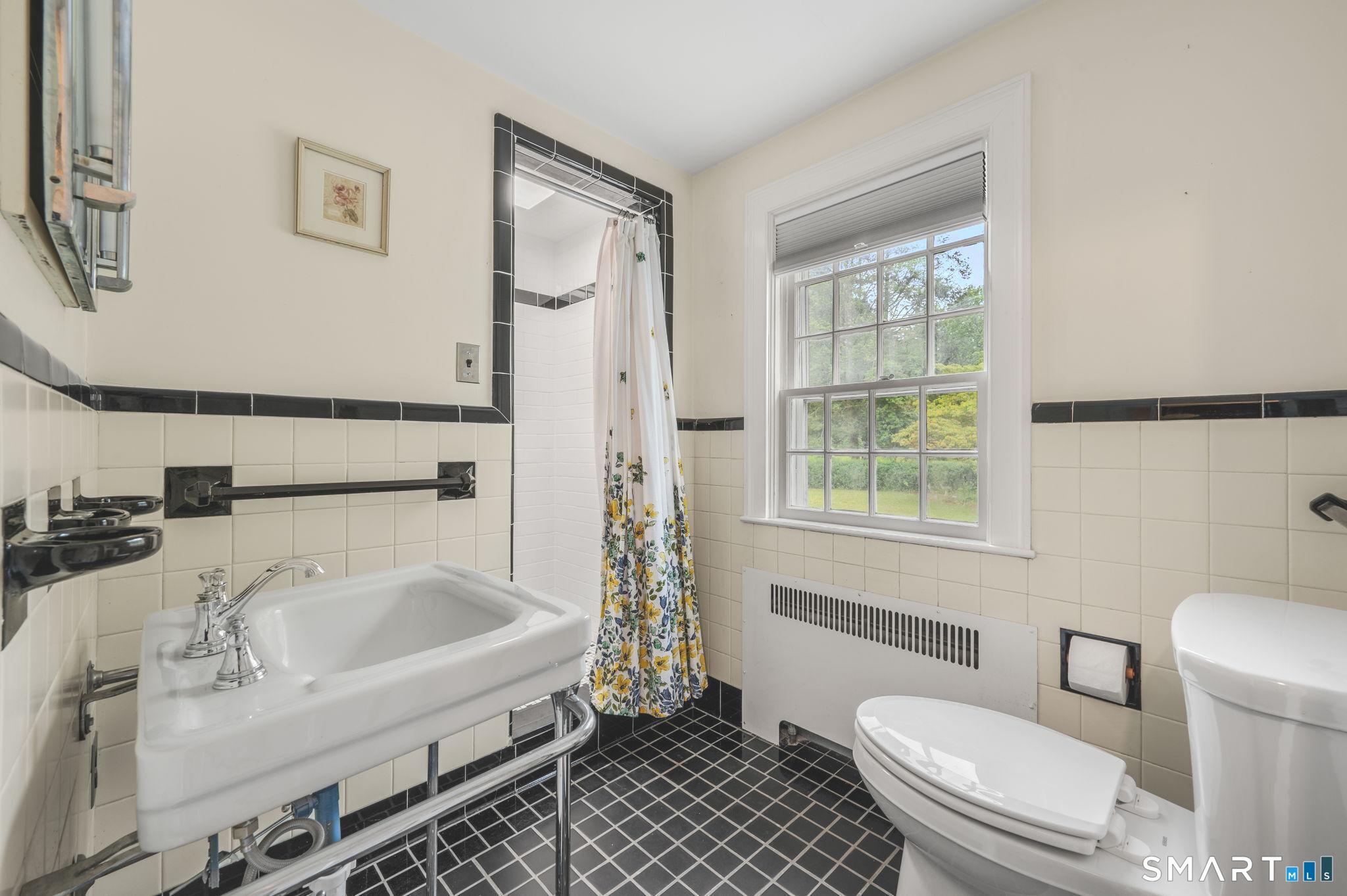 33 Coit Lane Norwich CT 06360