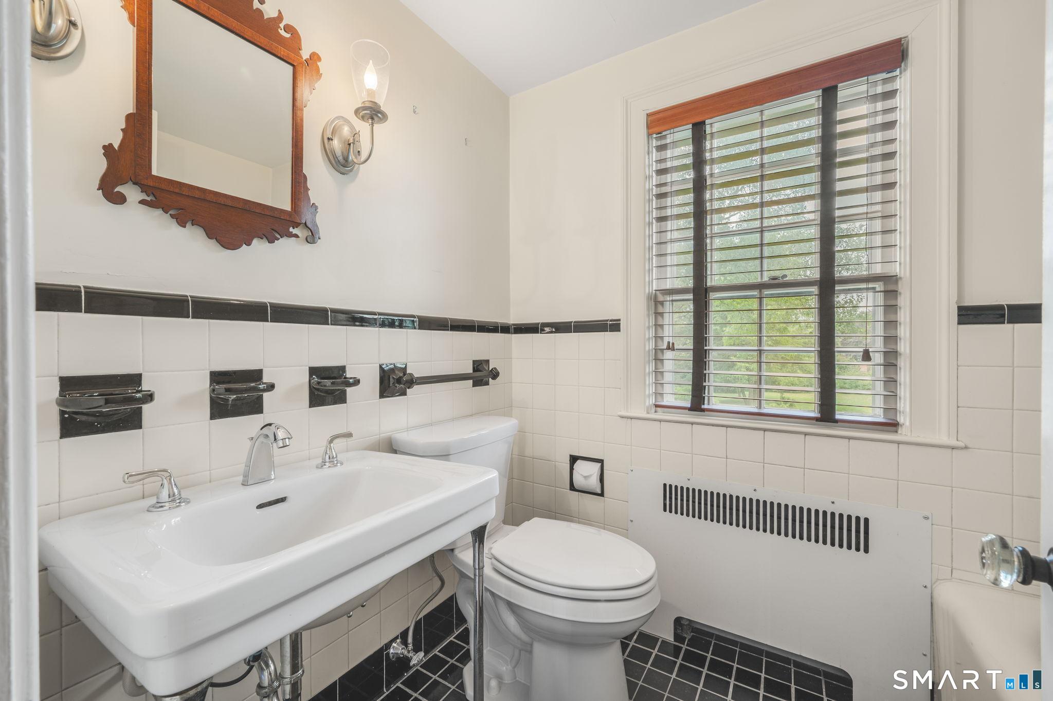 33 Coit Lane Norwich CT 06360