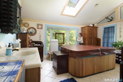 48 Preston Lane Salisbury CT 06068
