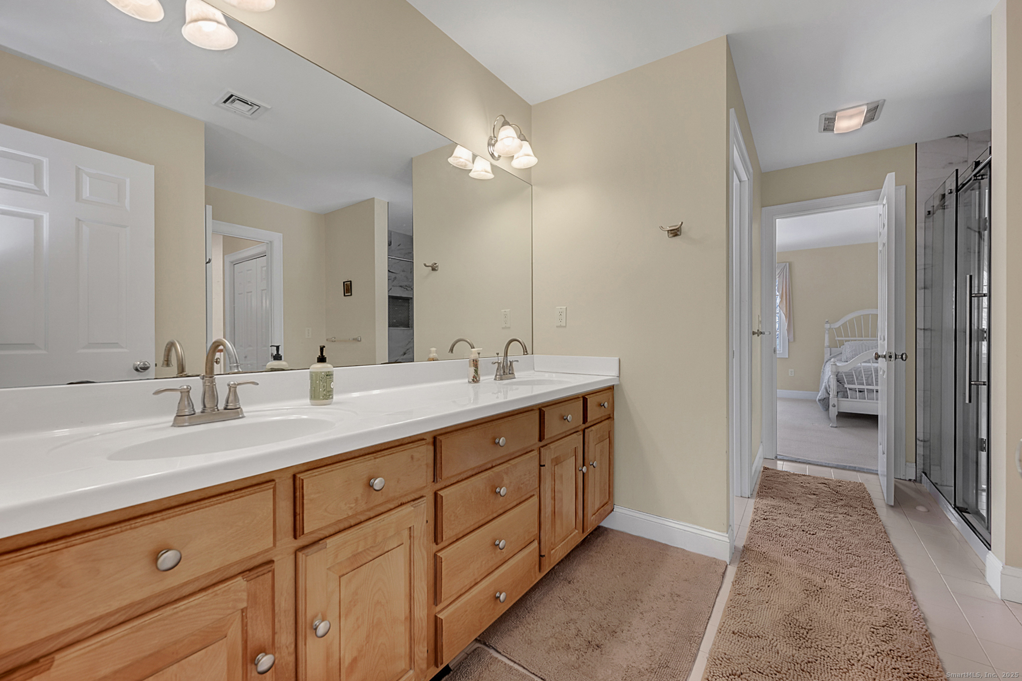 2 Ventres Way Burlington CT 06013