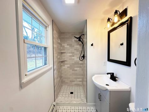 148 Hyde Road West Hartford CT 06117