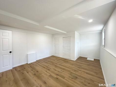 148 Hyde Road West Hartford CT 06117